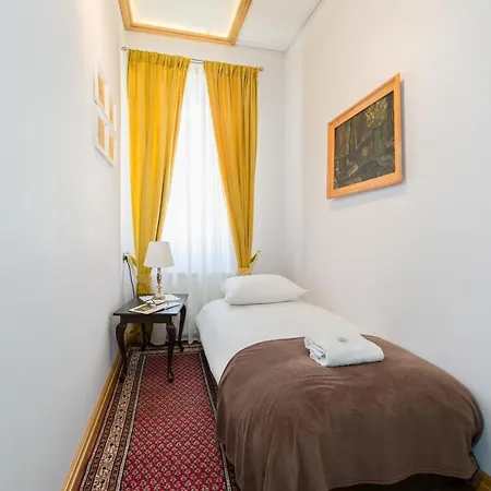 Retro Apartment Poznan By Renters 아파트 포즈난
