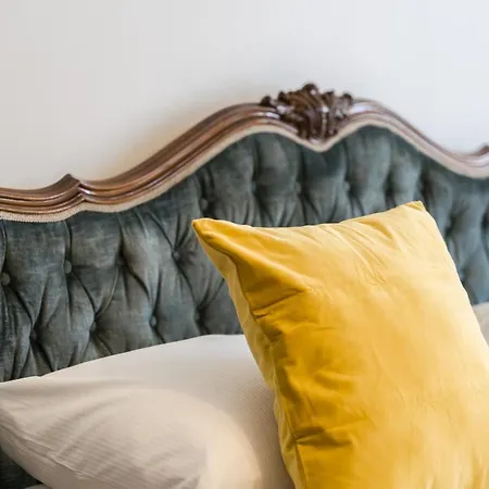 Retro Apartment Poznan By Renters 포즈난