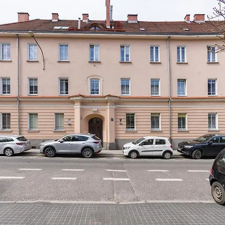 Retro Apartment Poznan By Renters 아파트